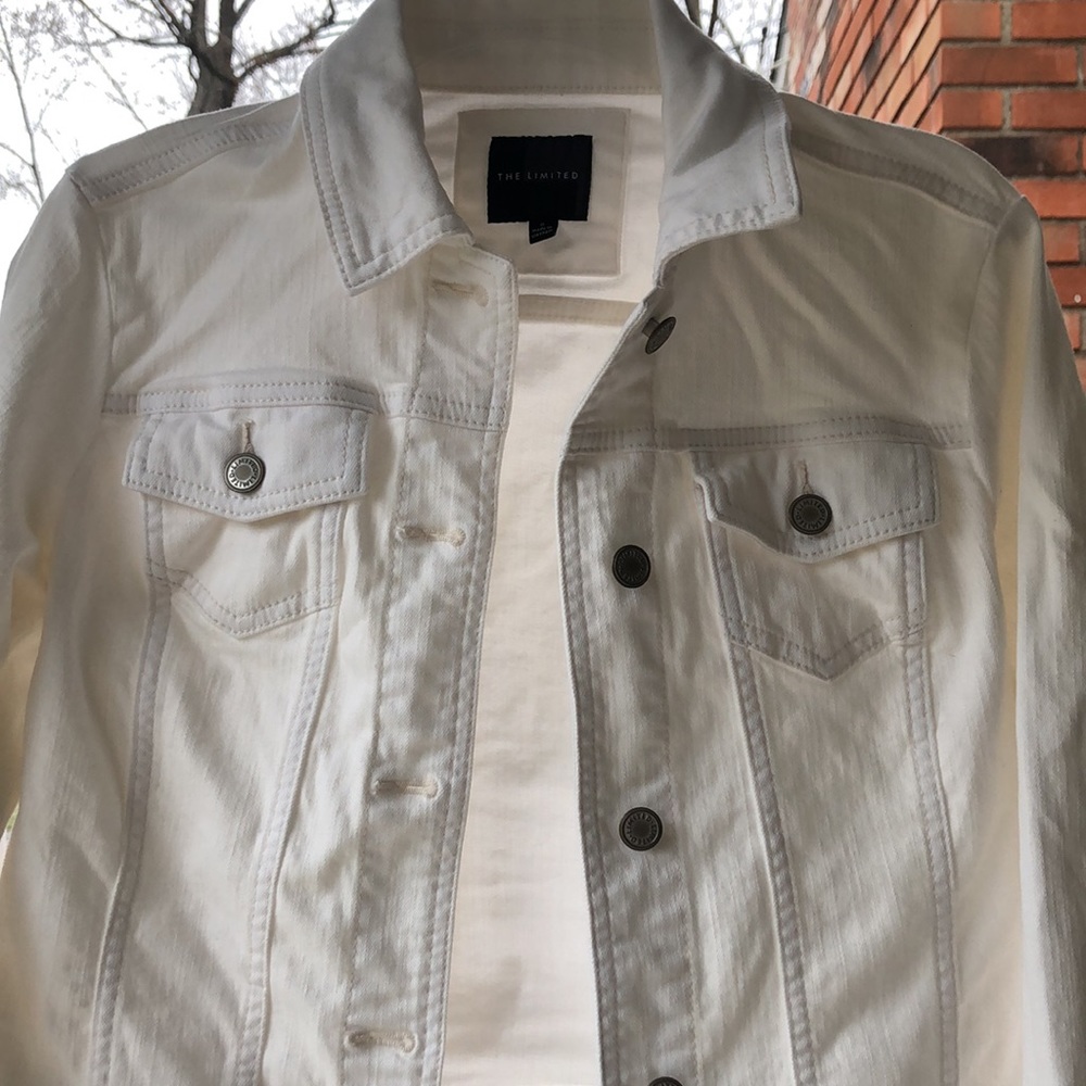 White Button Jacket - Picture 2 of 16